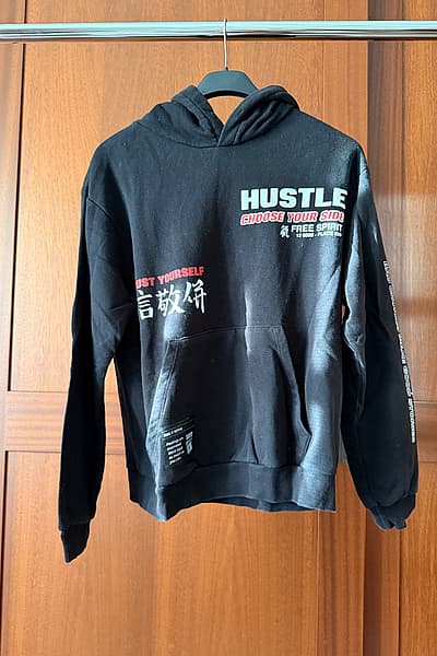 Jennyfer Japanese Hoodie — pre-loved on Thrifted.mt