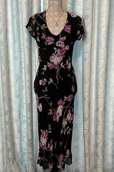 Mil Mike Dress Y2K — pre-loved on Thrifted.mt