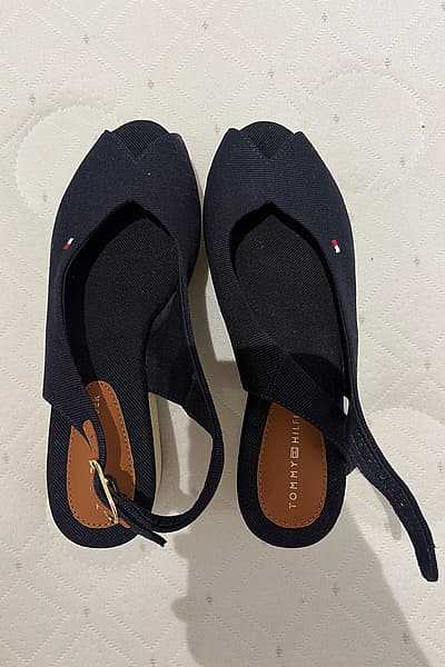 Tommy Hilfiger navy wedge sandals by Tommy Hilfiger — pre-loved on Thrifted.mt