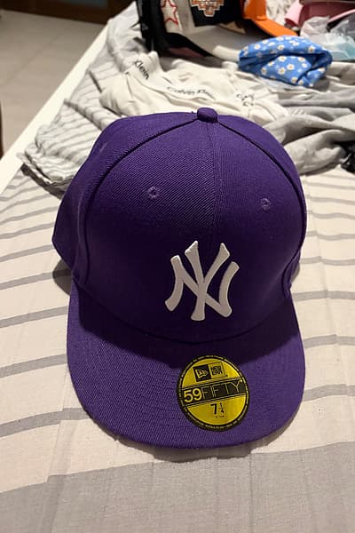 New Era Yankees Purple Cap by New Era — pre-loved on Thrifted.mt