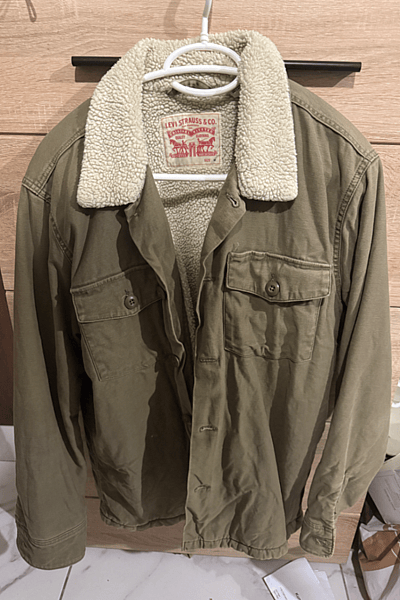 Levi's Sherpa Lined Jacket by Levi — pre-loved on Thrifted.mt