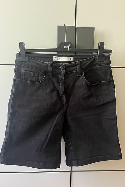 Black denim boy shorts mid-rise by Next — pre-loved on Thrifted.mt