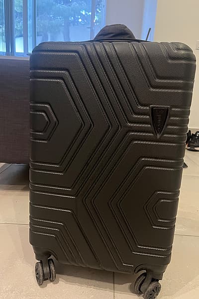 Trolley Luggage 10 kg  — pre-loved on Thrifted.mt