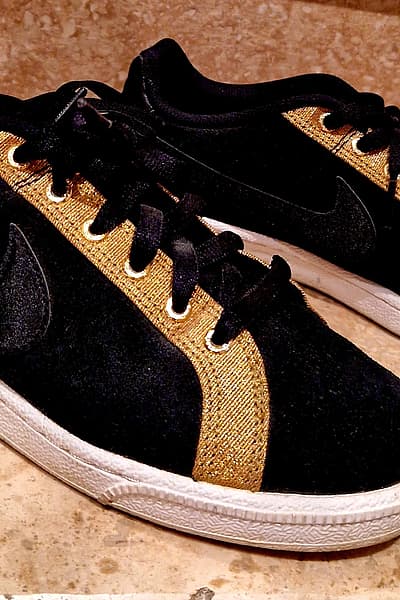 Black Suede Trainers by Nike — pre-loved on Thrifted.mt