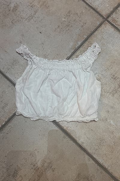 White Off-Shoulder Cropped Top by Subdued — pre-loved on Thrifted.mt