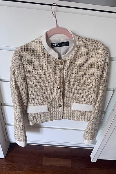 Zara Tweed Button-Up Jacket by Zara — pre-loved on Thrifted.mt