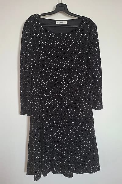 Black polka dot skater dress by Mango — pre-loved on Thrifted.mt