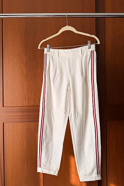 Bershka White-Red Stripes Pants — pre-loved on Thrifted.mt