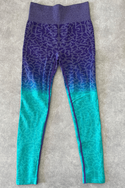 Seamless Ombre Workout Leggings — pre-loved on Thrifted.mt