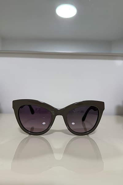 Marc by Marc Jacobs sunglasses by Marc by Marc Jacobs — pre-loved on Thrifted.mt