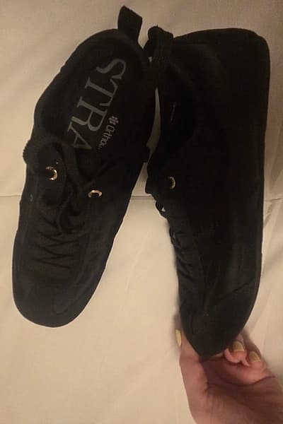 Ballerina shoes trainer style ortholite by Stradivarius — pre-loved on Thrifted.mt