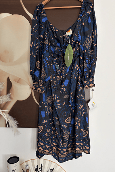 Farm Rio Printed Midi Dress by Farm Rio — pre-loved on Thrifted.mt