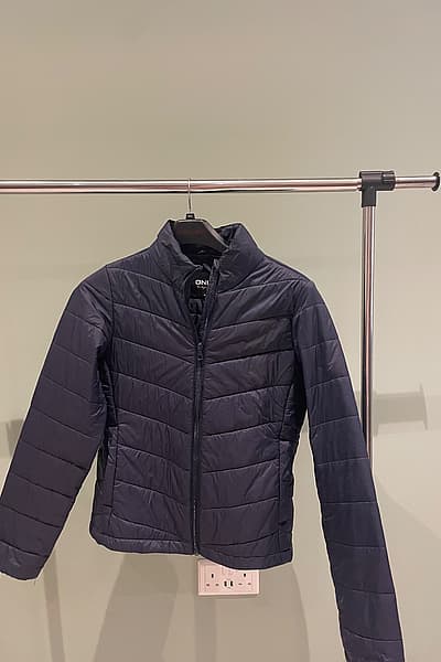 Only Padded Navy Jacket by ONLY — pre-loved on Thrifted.mt