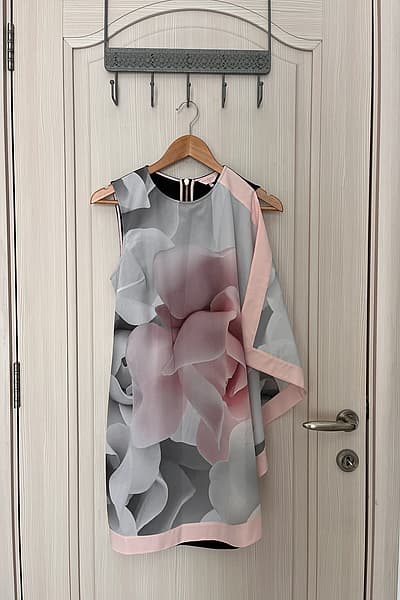 Ted Baker Floral Draped Dress by Ted Baker — pre-loved on Thrifted.mt