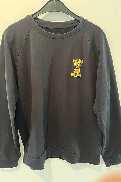 Puma Embroidered Logo Sweatshirt Black by Puma — pre-loved on Thrifted.mt