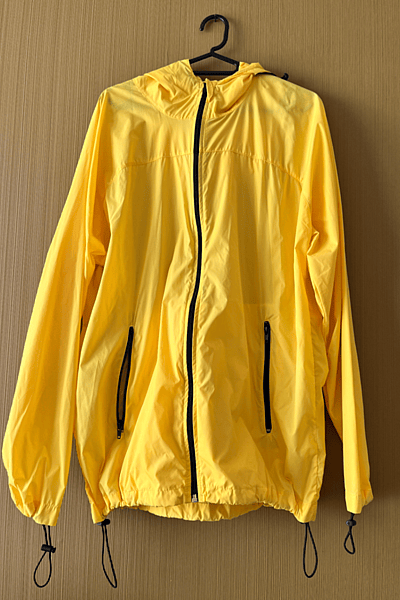 Yellow Hooded Jacket — pre-loved on Thrifted.mt