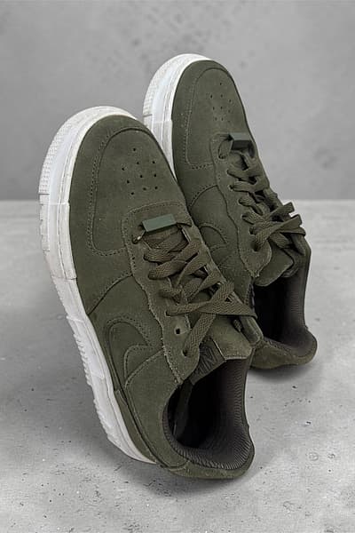Nike Air Force 1 Sneakers by Nike — pre-loved on Thrifted.mt