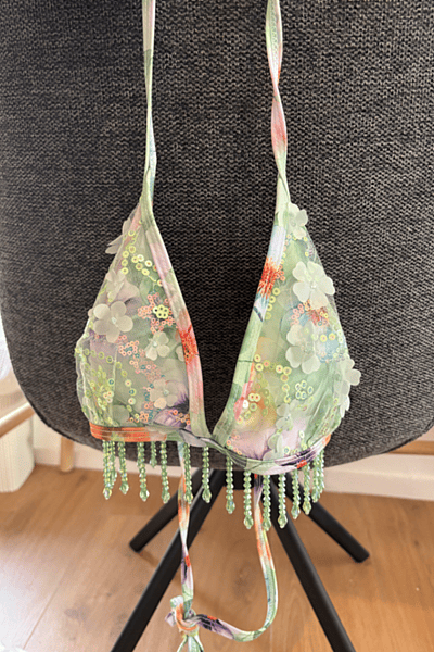 Embellished Floral Bikini Top by Shein — pre-loved on Thrifted.mt