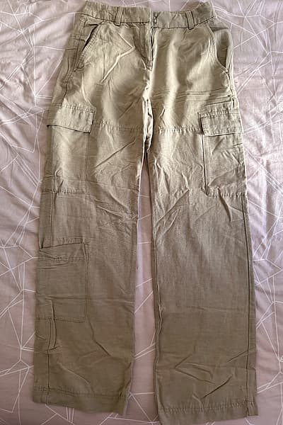 Light green H&M natural fabric blend pants by H&M — pre-loved on Thrifted.mt