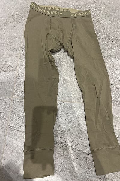 WRLDWD Supply Thermal Leggings by H&M — pre-loved on Thrifted.mt