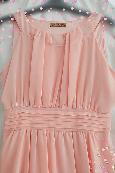 Nude flowy cocktail dress — pre-loved on Thrifted.mt