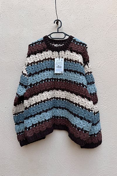 Pull&Bear Crochet Knit Jumper by Pull&Bear — pre-loved on Thrifted.mt
