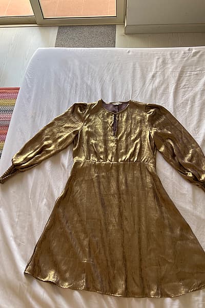 Gold metallic dress by next — pre-loved on Thrifted.mt
