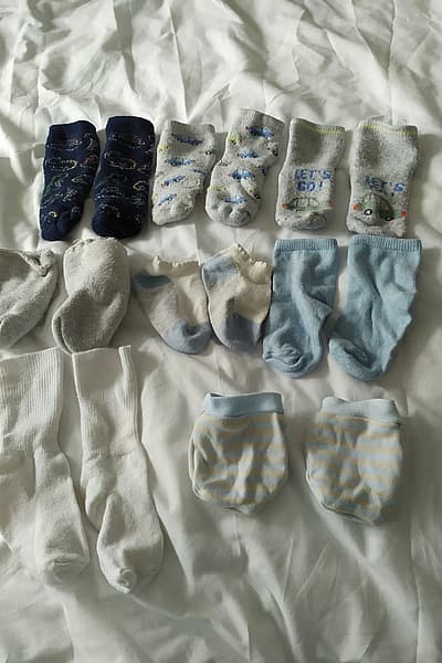 Bundle of baby socks — pre-loved on Thrifted.mt