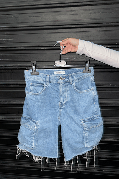 Blue Denim Cargo Shorts by Pull&Bear — pre-loved on Thrifted.mt