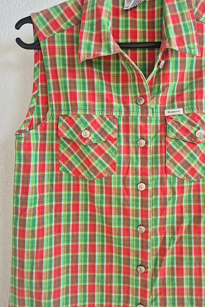 Woodpecker Checked Sleeveless Shirt 100% cotton by Woodpecker — pre-loved on Thrifted.mt