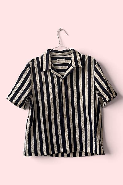 Zara Striped Short Sleeve Shirt by Zara — pre-loved on Thrifted.mt