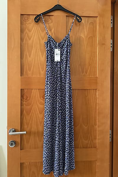 Mango Floral Print Maxi Dress by Mango — pre-loved on Thrifted.mt
