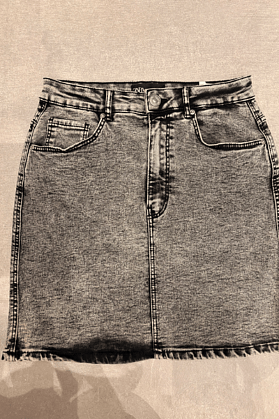 ZARA Acid Wash Denim Skirt by ZARA — pre-loved on Thrifted.mt