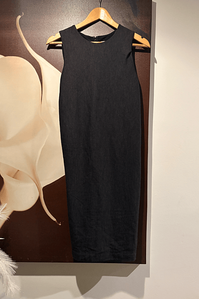 Halston Heritage Sleeveless Midi Dress by Halston Heritage — pre-loved on Thrifted.mt