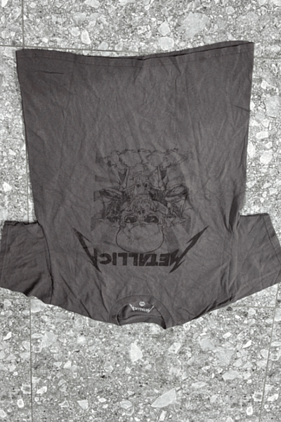 Metallica graphic print t-shirt by Metallica — pre-loved on Thrifted.mt