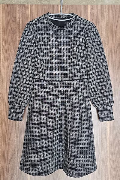 Ann Taylor check print dress by Ann Taylor — pre-loved on Thrifted.mt
