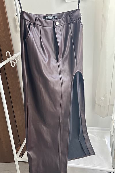 Missguided Brown Faux Leather Skirt by Missguided — pre-loved on Thrifted.mt