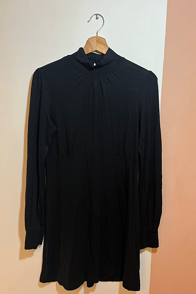Oasis Black Long Sleeve Dress by Oasis — pre-loved on Thrifted.mt