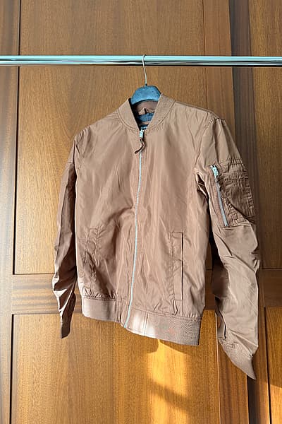 Bershka Men Brown Bomber Jacket — pre-loved on Thrifted.mt