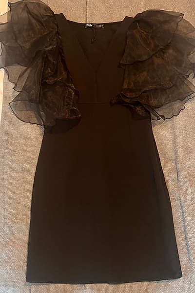 Black Ruffle Sleeve Mini Dress by Zara — pre-loved on Thrifted.mt