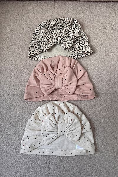 NEXT Baby - Set of 3 baby bow turbans hats - 3/6 months by Next — pre-loved on Thrifted.mt