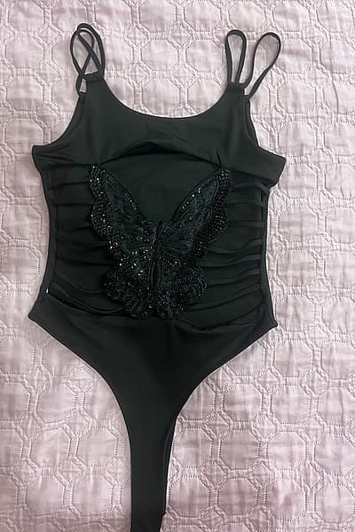 Black butterfly detail bodysuit by TW — pre-loved on Thrifted.mt
