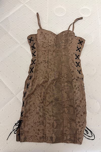 Guess lace-up animal print dress by Guess — pre-loved on Thrifted.mt
