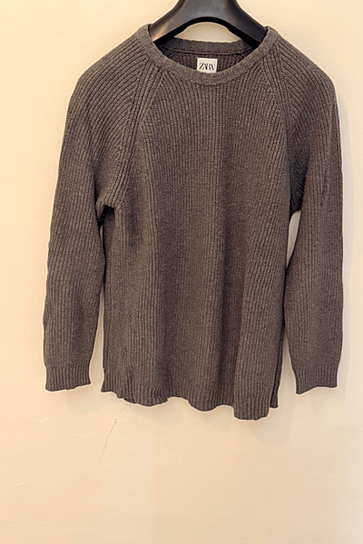 ZARA Ribbed Knit Cotton Sweater by ZARA — pre-loved on Thrifted.mt