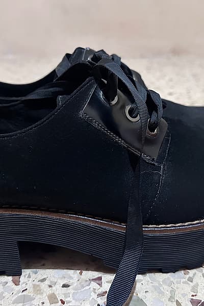 Stradivarius Black Platform Brogues by Stradivarius — pre-loved on Thrifted.mt