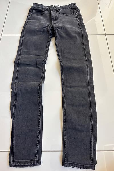 Pimkie Grey Wash Skinny Jeans by Pimkie — pre-loved on Thrifted.mt