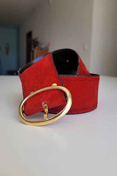 Red Suede Leather Belt — pre-loved on Thrifted.mt