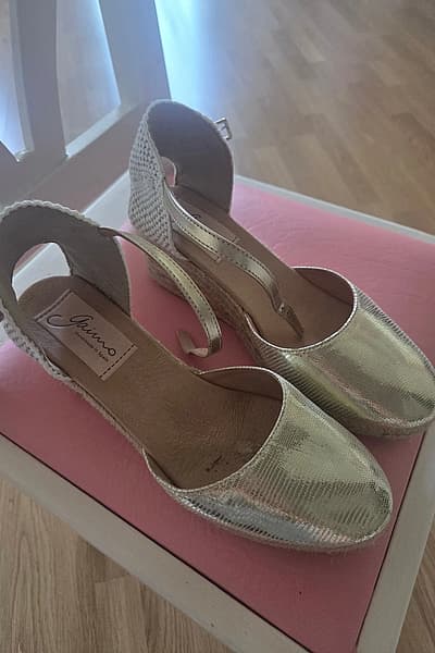 Metallic Gold Espadrille Wedges by Gaimo — pre-loved on Thrifted.mt