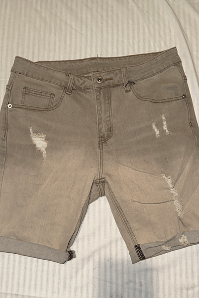 Distressed Denim Cut Off Shorts by SHEIN — pre-loved on Thrifted.mt