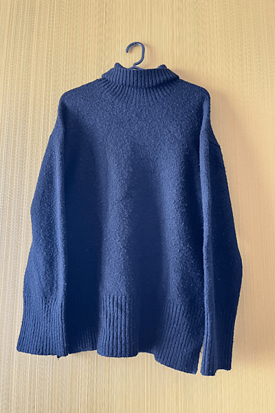 Cosy Navy Roll Neck Jumper by Kiabi — pre-loved on Thrifted.mt